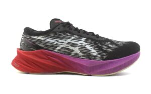 Asics Nova Blast 3