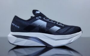 New Balance Fuelcell Sc elite Carbon Plate
