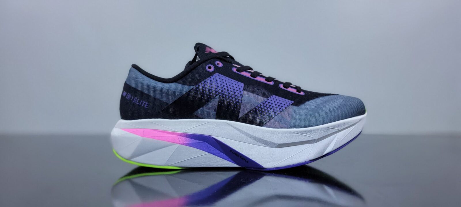New Balance Fuelcell Sc elite Carbon Plate