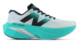 New Balance Fuelcell Supercom Trainer V3
