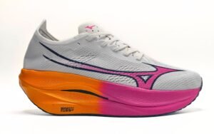 Mizuno Wave Rebellion Pro 3