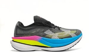 Under Armour Velocity Elite 3