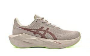 Asics Novablast 6