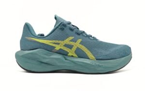 Asics Novablast 6
